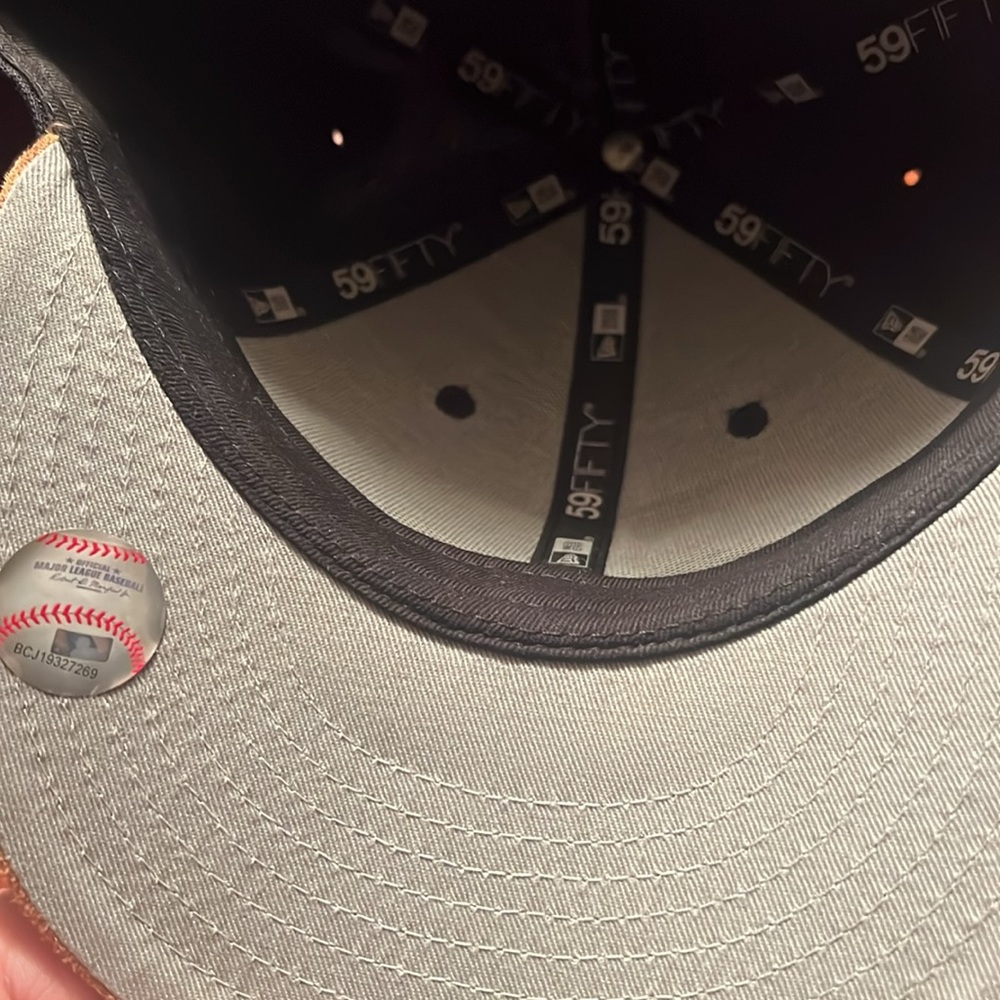 Atlanta Braves 7 5/8 fitted hat - Picture 4 of 7